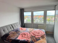 Schlafzimmer mit neuen Fenstern