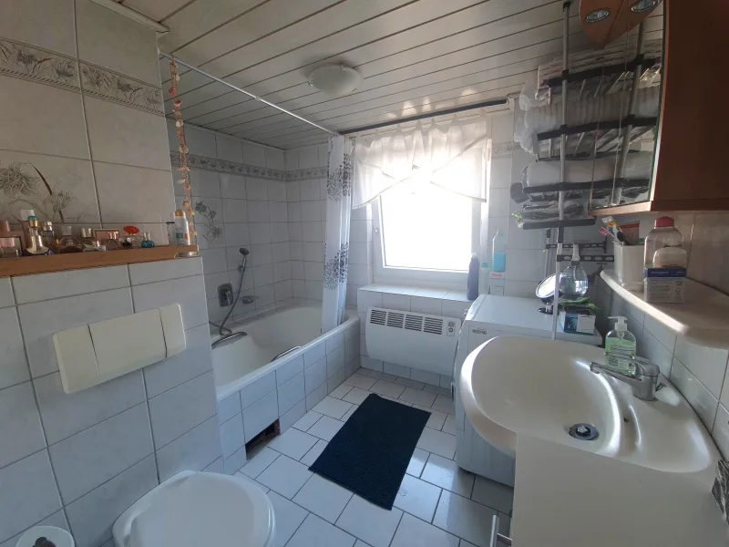 OG Badezimmer Ansicht 1