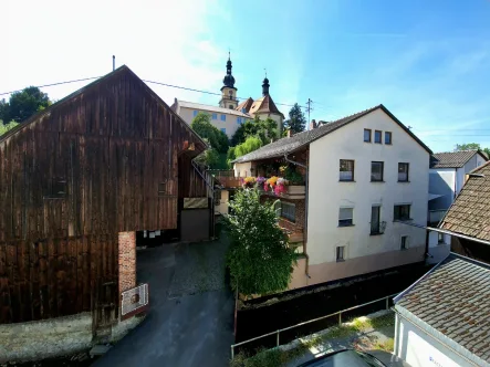 Ansicht 1 - Haus kaufen in Stadtsteinach - Lukratives Mehrfamilienhaus mit Potential in 95346 Stadtsteinach!