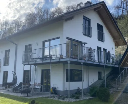 5.-Ost-Ansicht - Haus kaufen in Wolfratshausen - Die Loisach immer im Blick  -  Doppelhaushälfte in schönster Umgebung