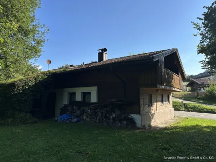  - Haus kaufen in Loitzendorf - Ruhig gelegenes Ferienhaus in Loitzendorf