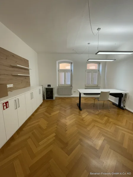 Büro 5