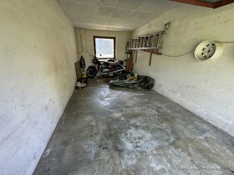 Garage I