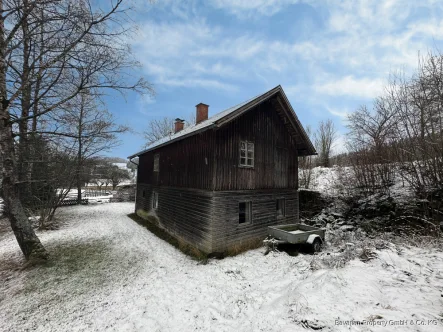  - Haus kaufen in Rattenberg - Saniertes Waldarbeiterhäusl im bayer. Wald