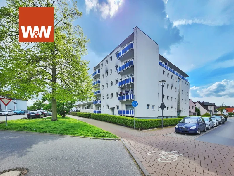 gepflegtes Äusseres - Wohnung kaufen in Maintal / Dörnigheim - IHRE WOHNUNG FÜR JETZT ODER SPÄTER! 3-ZKB, 1. OG, Garage, EBK, Loggia, zentrumsnah und vermietet!