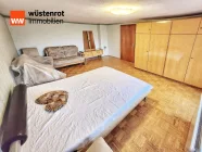 Schlafzimmer (2)