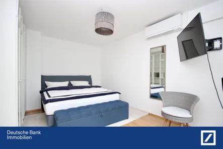 Schlafzimmer - Wohnung kaufen in Frankfurt - Nordend - Charmante unvermietete Maisonette-Wohnung mit Loggia