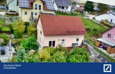  - Haus kaufen in Aufhausen - !!! Gepflegtes Einfamilienhaus in familienfreundlicher, ruhiger Lage !!!