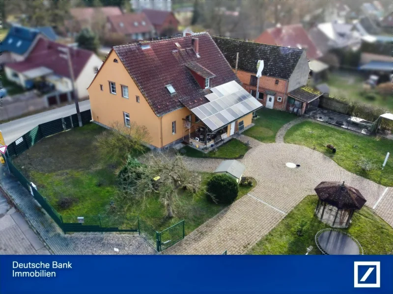 Blick aus Nord/West - Haus kaufen in Gühlen Glienicke - Mehrere Generationen unter einem Dach