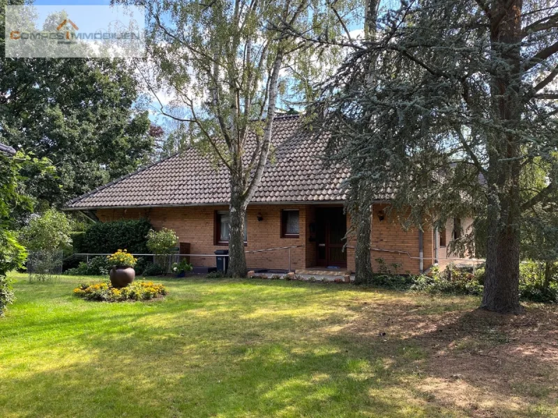 Hausansicht1 - Bungalow in Sankt Augustin zu verkaufen - Haus kaufen in Sankt Augustin - Bungalow mit Potenzial in begehrter Lage von Sankt Augustin zu verkaufen.