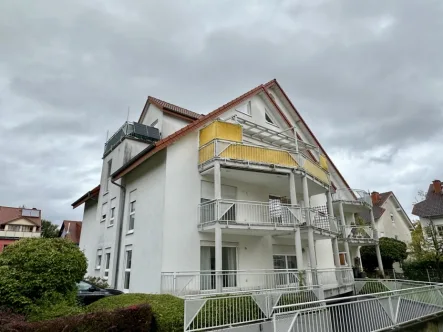 Hausansicht Balkon - Wohnung kaufen in Eppelheim - +++ Vierzimmer in Eppelheim / Provisionsfrei für den Käufer +++