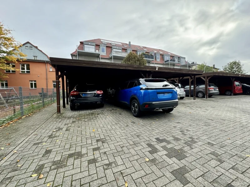 Carport/Stellplatz