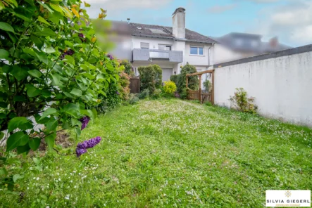 Gartenansicht  - Haus kaufen in Mühlheim am Main - Charmantes  2-3 Familienhaus in Mühlheim am Main