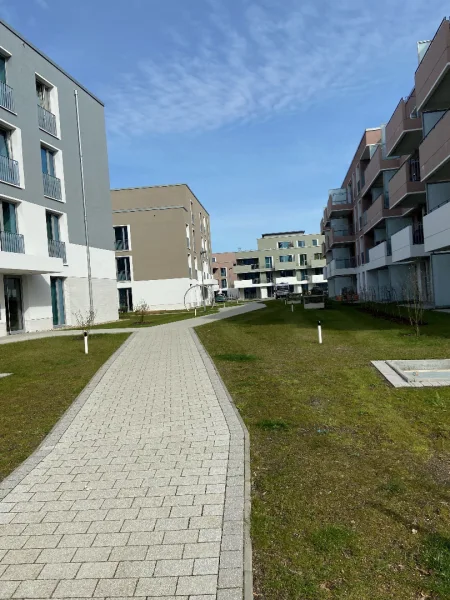 Blick ins Quartier.jpg - Wohnung mieten in Norderstedt - Helle 2-Zimmer-Penthouse-Wohnung mit Dachterrasse in Norderstedt