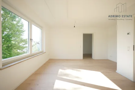 Wohn- Essbereich - Wohnung mieten in Kaufbeuren - Renovierte 2-Zimmer-Wohnung mit guter Aufteilung in ruhiger Lage!
