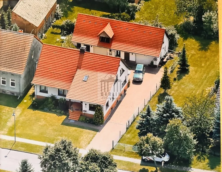 Satellitenansicht - Haus kaufen in Lindow (Mark) - Idyll. GST mit EFH, Einliegerwohnung & Wohnkeller – 2 Garagen, Sauna & Kamin – Lindow - ruhige Lage!