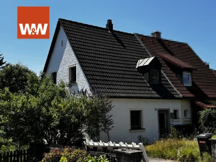 Außenansicht NO 2 - Haus kaufen in Kemnath - Renovierungsbedürftige Doppelhaushälfte mit tollen Grundstück sucht neue Eigentümer