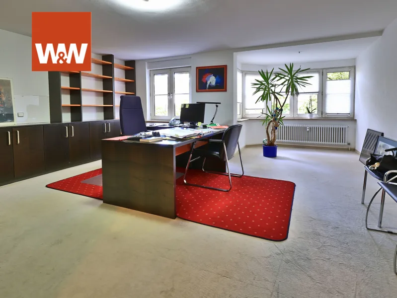 Büro 1 - Büro/Praxis kaufen in Weiden - Attraktive Bürofläche in TOP-Lage in Weiden zu verkaufen