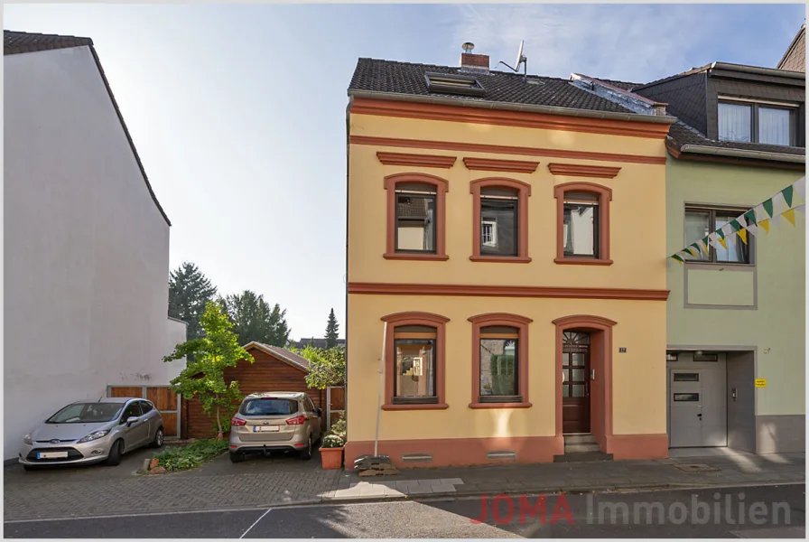 Schöner Stil - Haus kaufen in Köln - Einfamilienhaus mit viel Platz und großem Garten