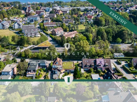 Titelbild KLK434 -1 - Zinshaus/Renditeobjekt kaufen in Scharbeutz - MFH mit 5 Parteien in Ostseenähe mit Doppelgarage, Garten ,Badeteich + mtl. Kaltmiete 7.500,- € kalt