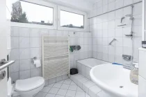 Badezimmer 1. OG