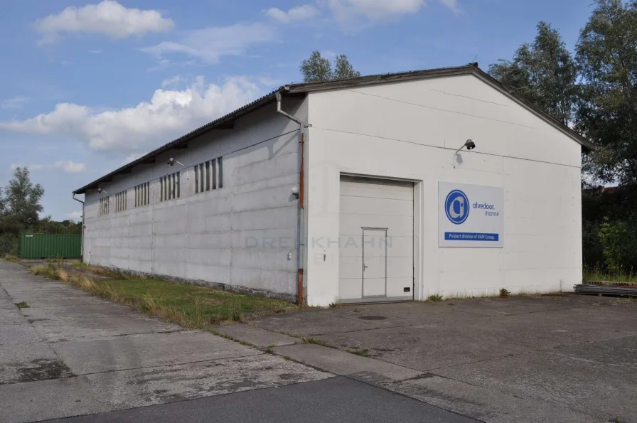 Ansicht west - Halle/Lager/Produktion mieten in Rostock - Gewerbegrundstück mit Halle am Petridamm (erweiterbar um 6.000 m² Außenfläche)