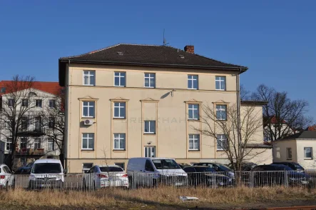 Außenansicht - Büro/Praxis mieten in Rostock - Einzel- und Mehrraumbüros am Rostocker Hauptbahnhof, Stellplätze (ab 13 m²)