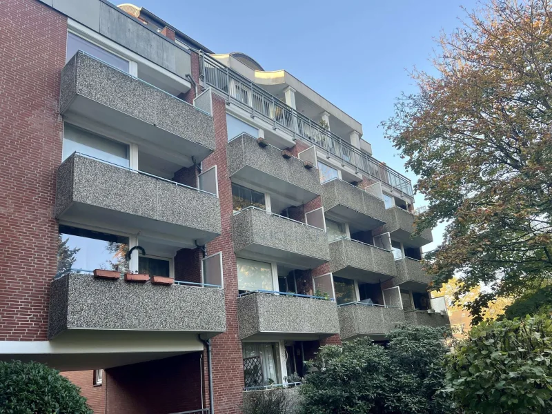 Objektansicht  - Wohnung kaufen in Hamburg - Helle 3-Zimmer-Wohnung mit Balkon: Ideal für Singles und Paare.