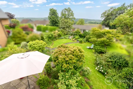 Aussicht - Haus kaufen in Neunkirchen-Seelscheid - MANNELLA *Traumhafter Garten trifft auf bezahlbares Zuhause* dank Erbpacht günstig im Eigentum wohnen