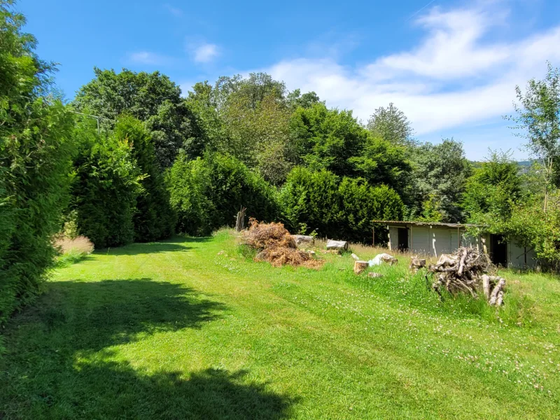  - Grundstück kaufen in Windeck / Rosbach - MANNELLA *Bauen in Höhenlage von Rosbach* Eckgrundstück in ruhiger Seitenstraßenlage mit Talblick