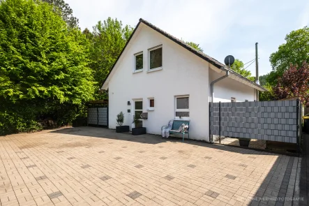 MANNELLA Immobilienservice Hennef - Haus kaufen in Hennef (Sieg) - MANNELLA *gestalten Sie Ihr Traumhaus draus* Sonnengarten und Wohlfühlambiente in Hennef Bröl