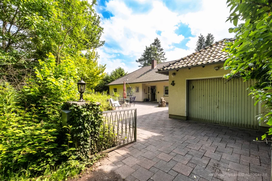 MANNELLA Immobilienservice - Haus kaufen in Hennef (Sieg) - MANNELLA *einmalige Chance auf eine besondere Immobilie* absolute Alleinlage in Lichtenberg