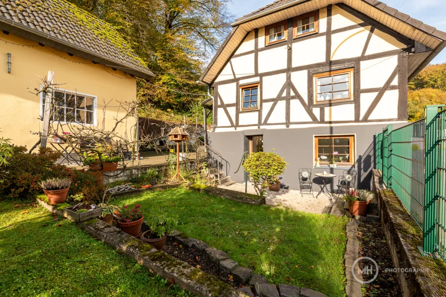 Garten - Haus kaufen in Rösrath - MANNELLA *Historisches Fachwerkjuwel mit Werkstatthalle* in Zentrallage von Hoffnungsthal