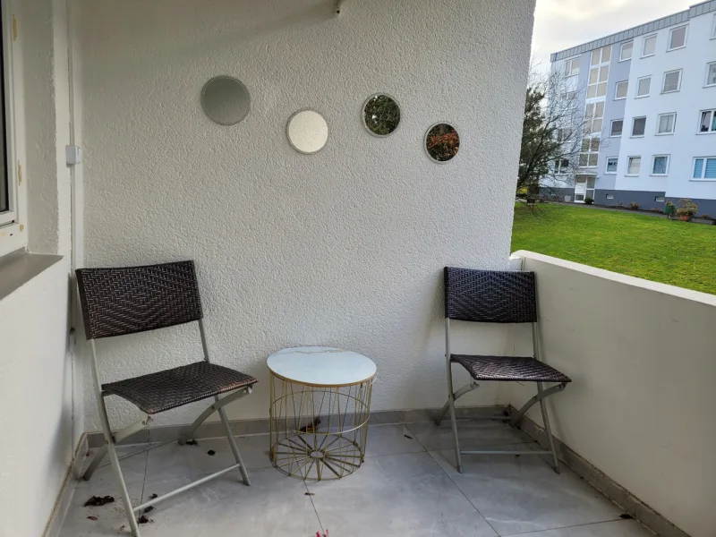 überdachter Balkon in Südausrichtung