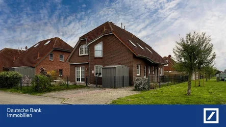 Hausansicht - Haus kaufen in Dornum - Voll möbliertes Ferienhaus in Neßmersiel