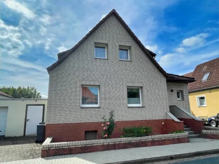  - Haus kaufen in Einbeck - ZUHAUSE freut sich auf neue Eigentümer