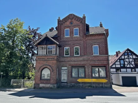 Außen - Haus kaufen in Halle - Historisches Postgebäude mit 3 Wohneinheiten und Nebengebäude sucht neuen Liebhaber