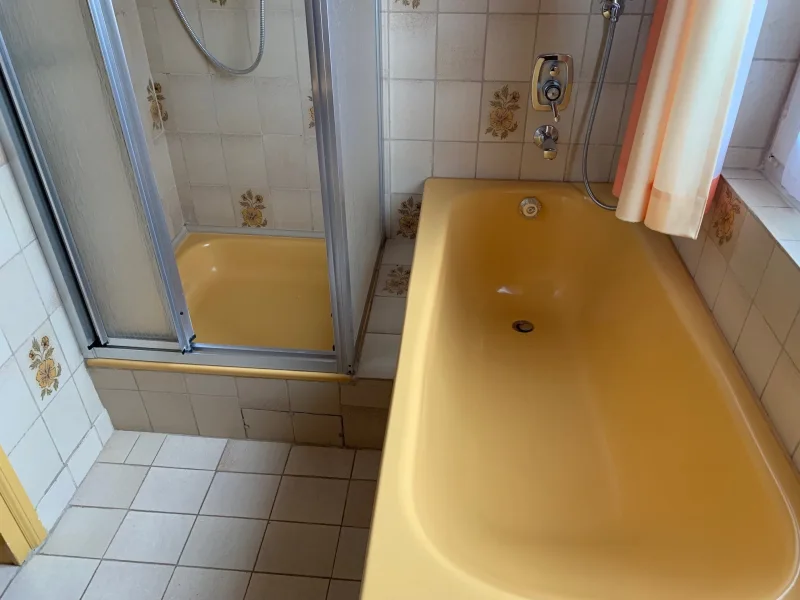 Badezimmer 1. OG