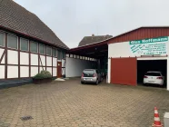 Stellplätze + Garage + Carport