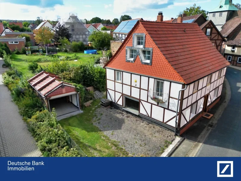 Außenansicht - Haus kaufen in Schladen - Charmantes Fachwerkhaus in Schladen