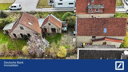 Haupthaus und Gartenhaus - Haus kaufen in Hamburg - * Provisionsfrei * ruhige Lage * attraktives Neubaupotenzial *