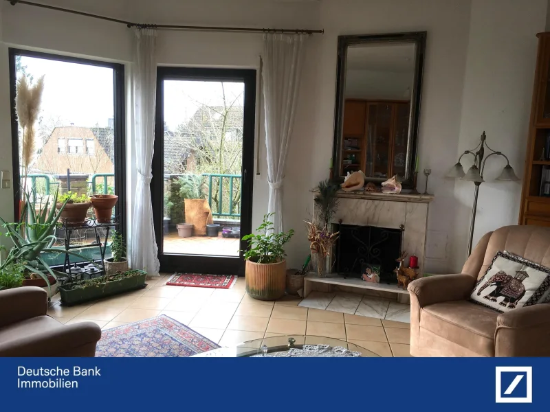 Wohnzimmer Virtuelle Möbel - Wohnung kaufen in Düsseldorf - Ausgefallene 3-Zimmer Etagenwohnung im Grünen mit Balkon und Kamin in Düsseldorf-Ludenberg