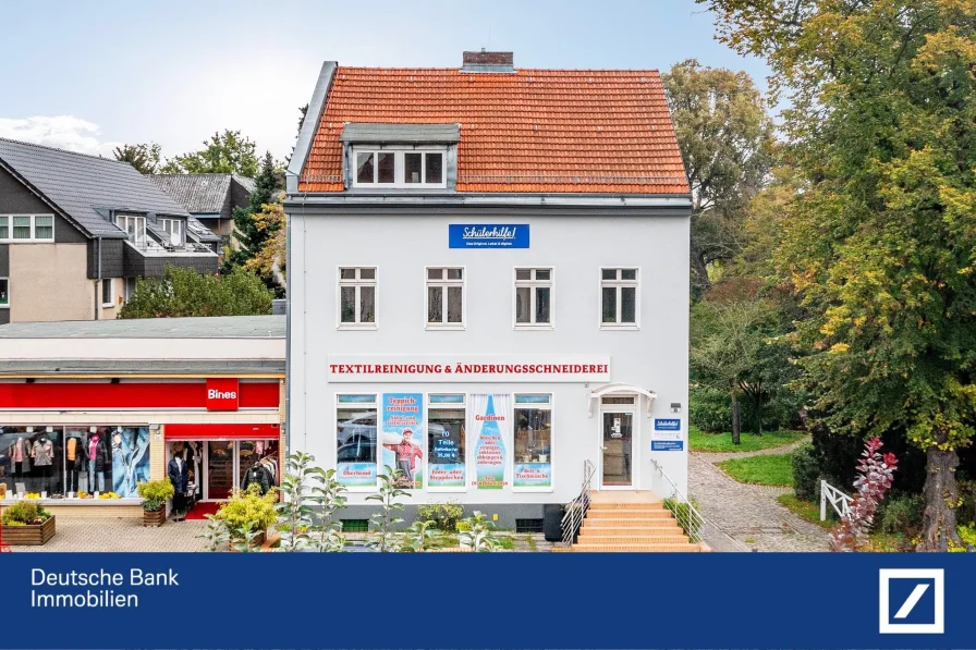 Fassade Straßenansicht - Haus kaufen in Berlin - Ortskern Rudow - repräsentative 1A-Lage für Ihr Gewerbe