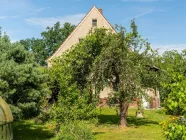 Idyllischer Gartenblick