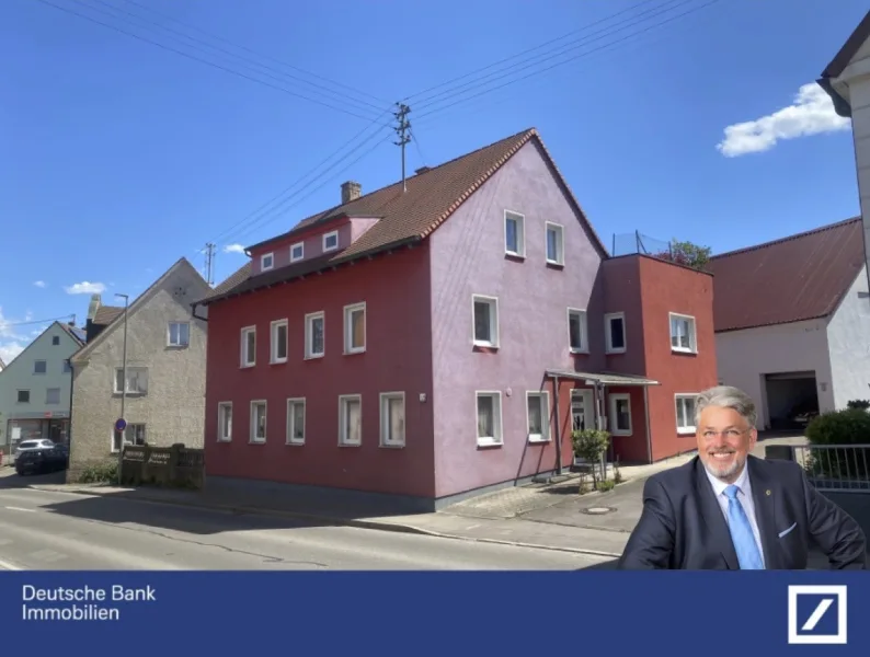 Titelbild_Ichenhausen - Haus kaufen in Ichenhausen - Einfamilienhaus in Ichenhausen – Großzügiges Wohnen auf ca. 243 m² mit Garten und zwei Stellplätzen