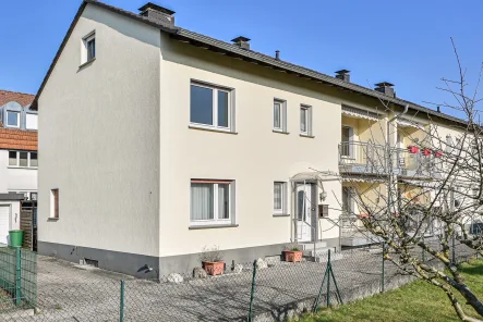 Außenansicht - Haus kaufen in Arnsberg - Mitten im Ort, ruhig gelegen und mit vielen Möglichkeiten - Ein- oder Zweifamilienhaus in Bruchhausen!