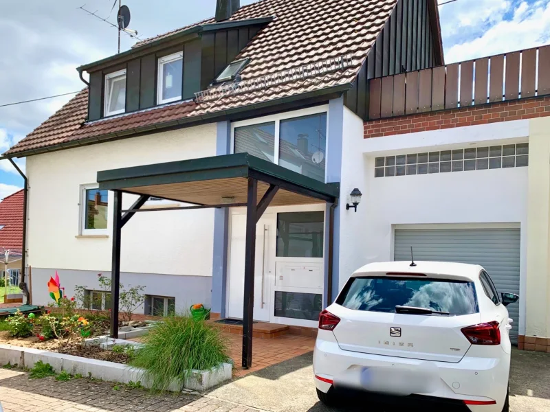 Herzlich willkommen - Haus kaufen in Filderstadt - Freistehendes Einfamilienhaus mit sonnigem Garten und viel Platz um Träumen zu verwirklichen