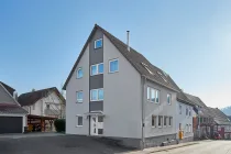 Mehrfamilienhaus