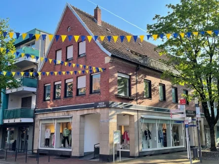 Straßenansicht - Haus kaufen in Vreden - Wohn- und Geschäftshaus im Herzen der Vredener Innenstadt! 