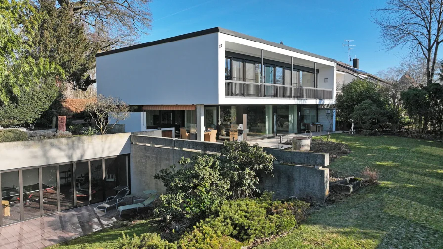  - Haus kaufen in Freising - Stilvolle Bauhaus-Villa am Waldrand - Großzügiges Wohnen in idyllischer Lage und dennoch stadtnah!